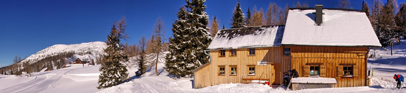 Winterpanorama Almhütte Hansl Tauplitzalm c Kreutzer
